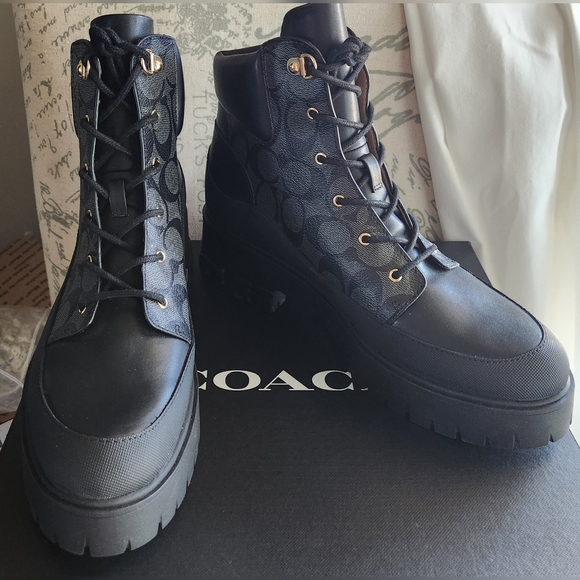 COACH Royce Sig Boot Black & Coal NWT - Picture 7 of 13